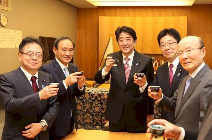日議員7成挺菅義偉接班安倍 地方票動向受矚目