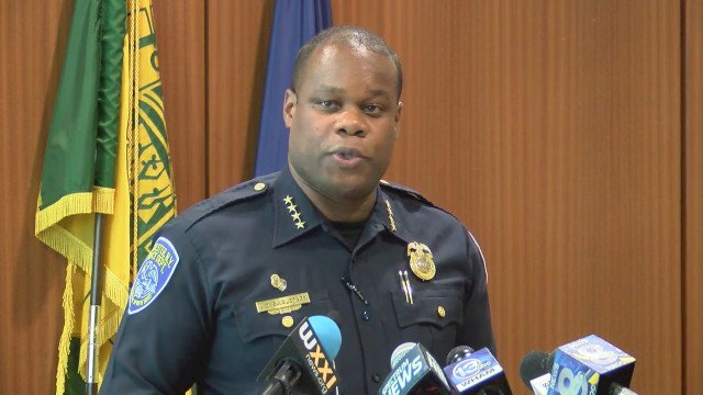 非裔男遭套頭窒息案 警長不滿汙衊憤提退休