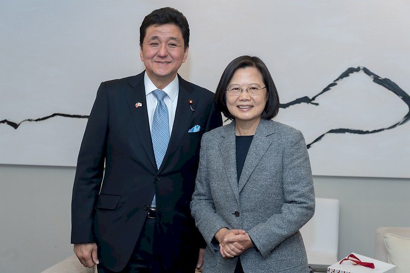 傳內定防相　台灣麻吉岸信夫主張日美台安保對話