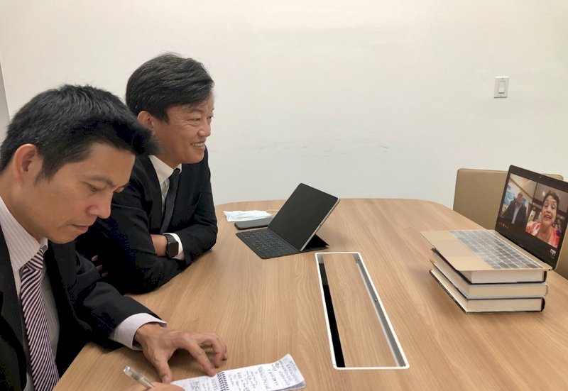 駐關島辦事處國慶日揭牌　總督熱烈歡迎