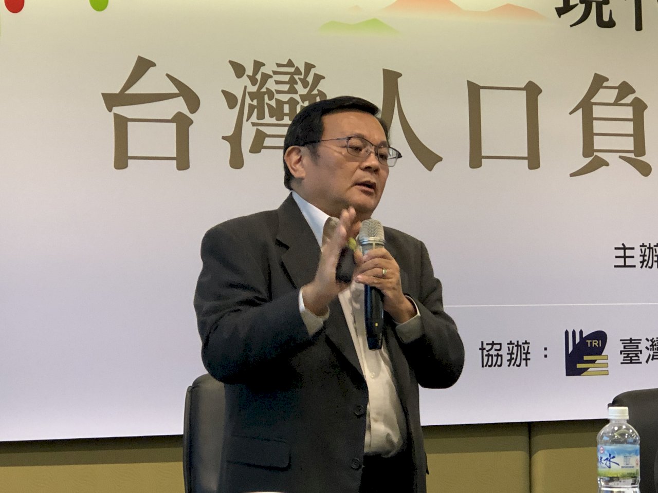 政府推最低工資法 學者：應先釐清該訂專章還是專法