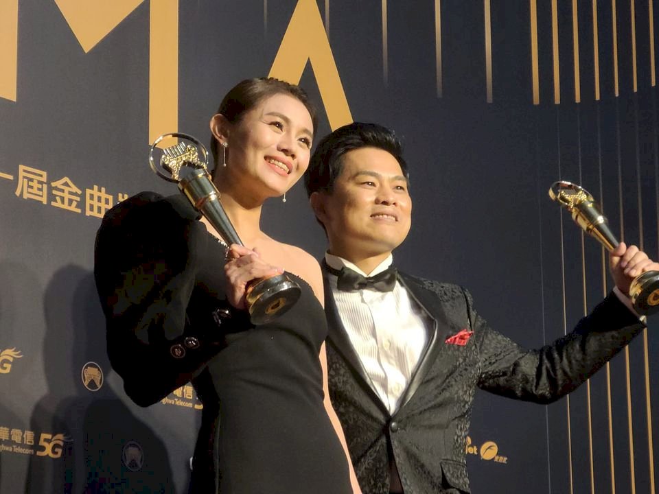 金曲31／最佳台語男歌手：蘇明淵  最佳台語女歌手：朱海君