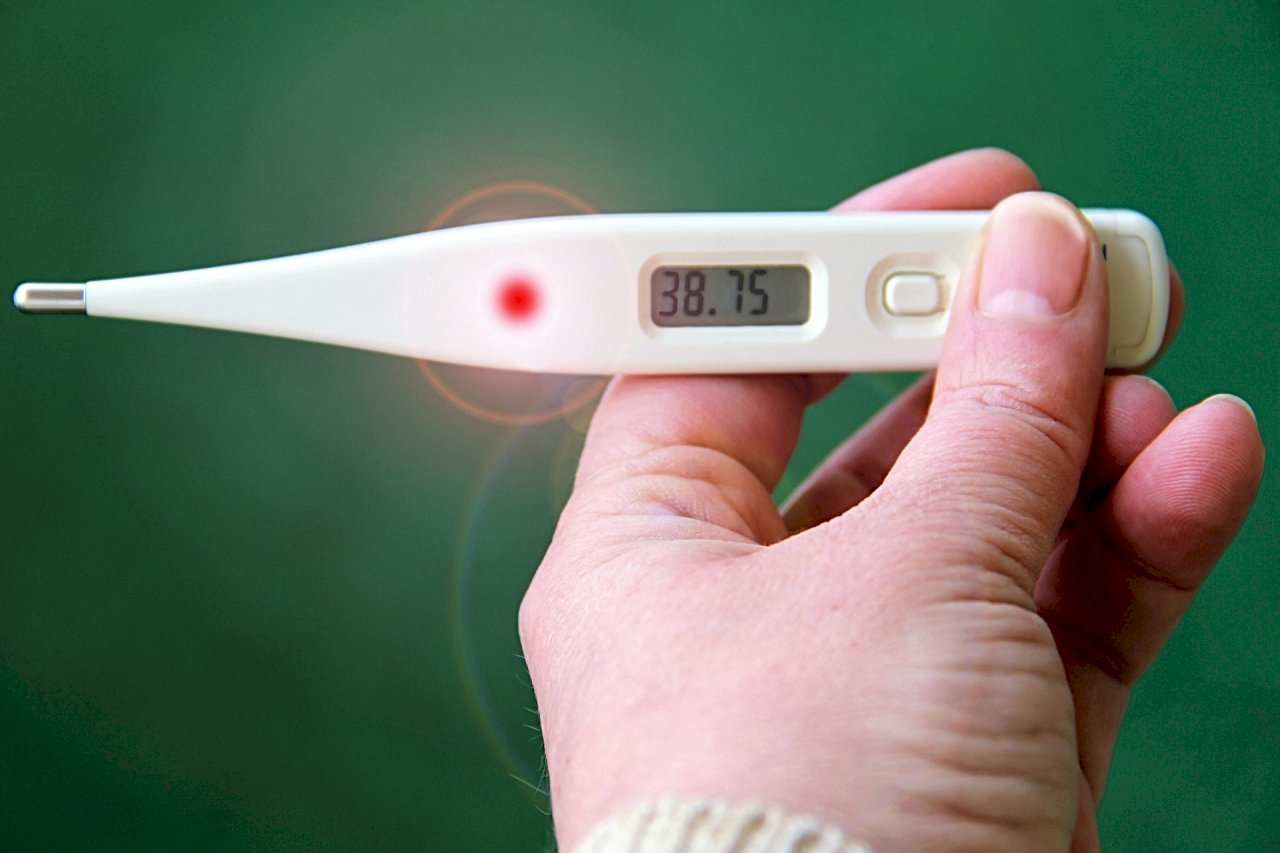 4歲童流感重症疑急性壞死性腦炎 尚在插管治療