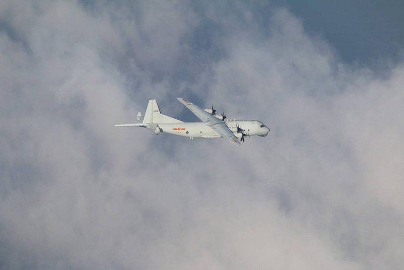 共軍運8反潛機擾台  國軍防空飛彈追蹤監控