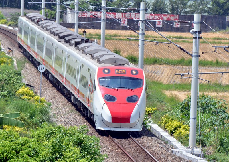 台鐵228連假車票開賣  較去年少3成