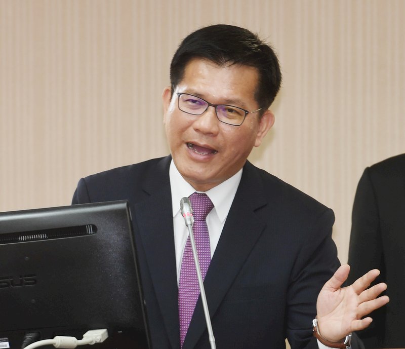 陽明海運新任董座缺席惹議 林佳龍：會查明事由、必要時究責