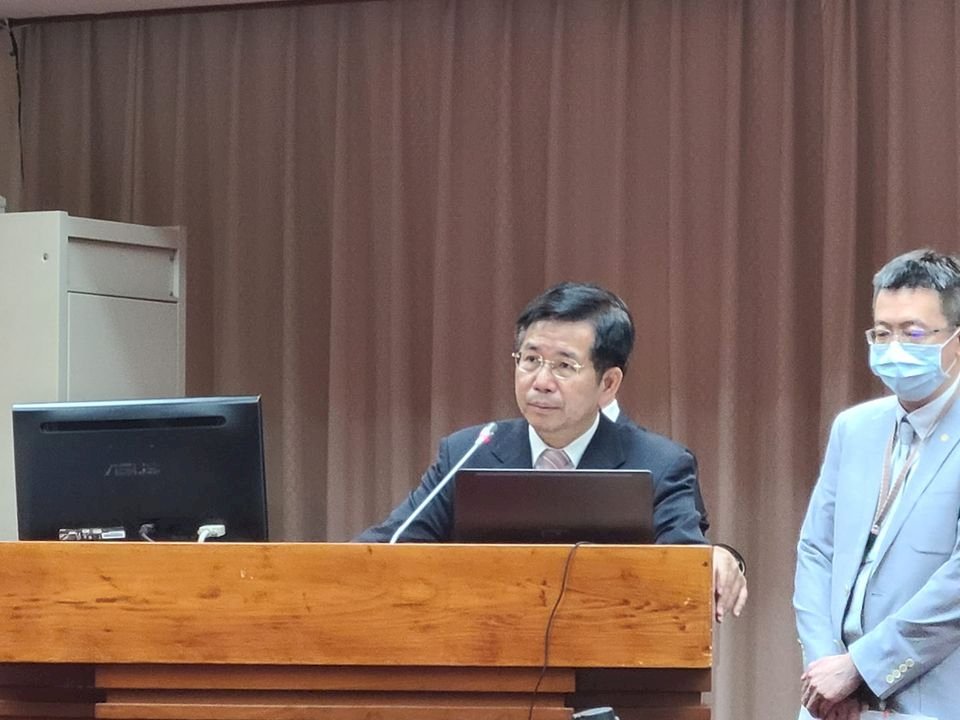 降低新課綱教師負擔  千名高中職教師員額解凍有譜
