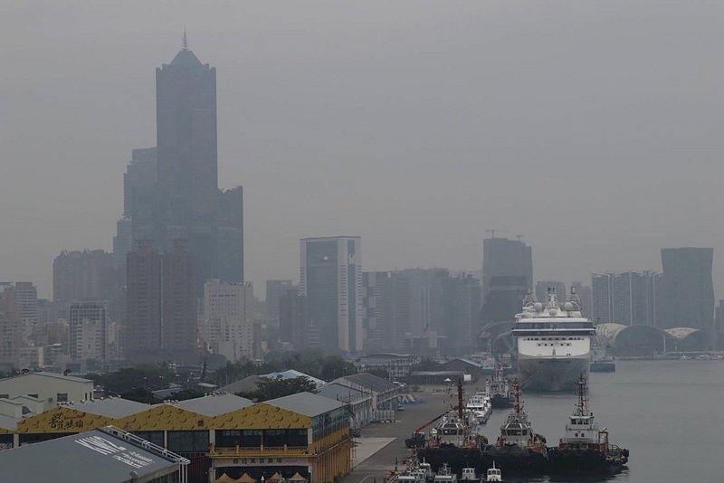 入秋後首波中國霾害報到 12日西半部恐亮紅燈