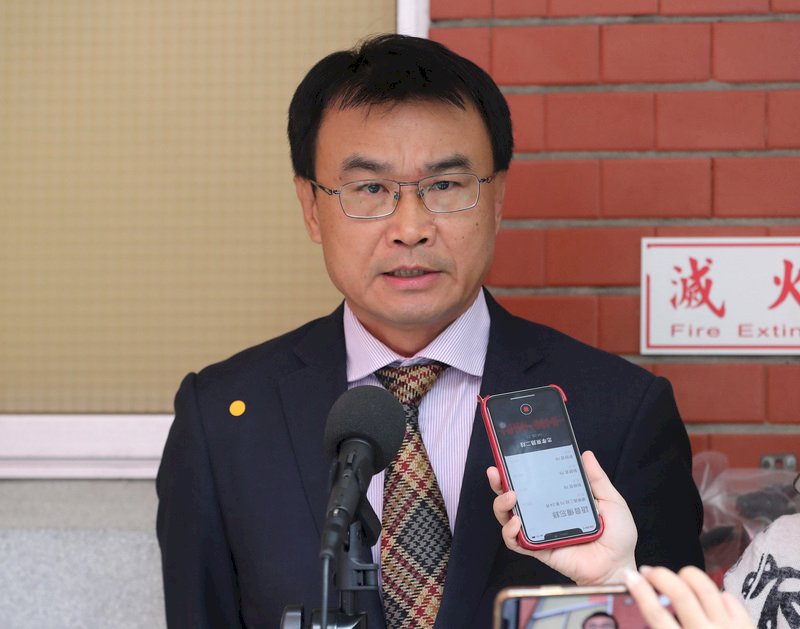 柯文哲質疑全球萊豬恐入台 陳吉仲：僅有美豬