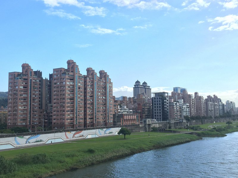 力道恐更強！專家：台灣明年房市若續增溫 央行打炒房還有下一波