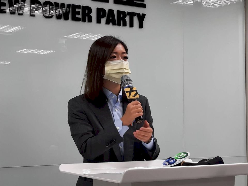 高鈺婷閃辭時代力量黨主席 盼新黨魁好好布局2022選戰