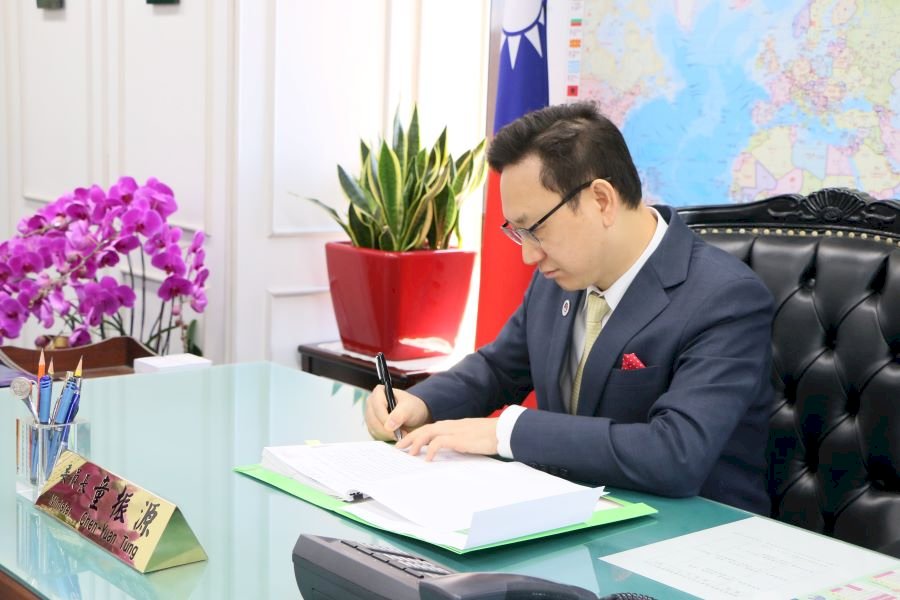 顧好台灣疫情還不夠！童振源上任滿5個月 全力協助僑臺商搶佔後疫情商機