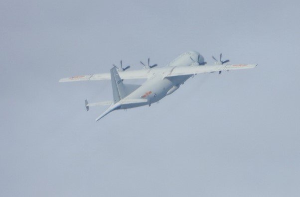偵獲12共機艦、1空飄氣球台海周邊活動