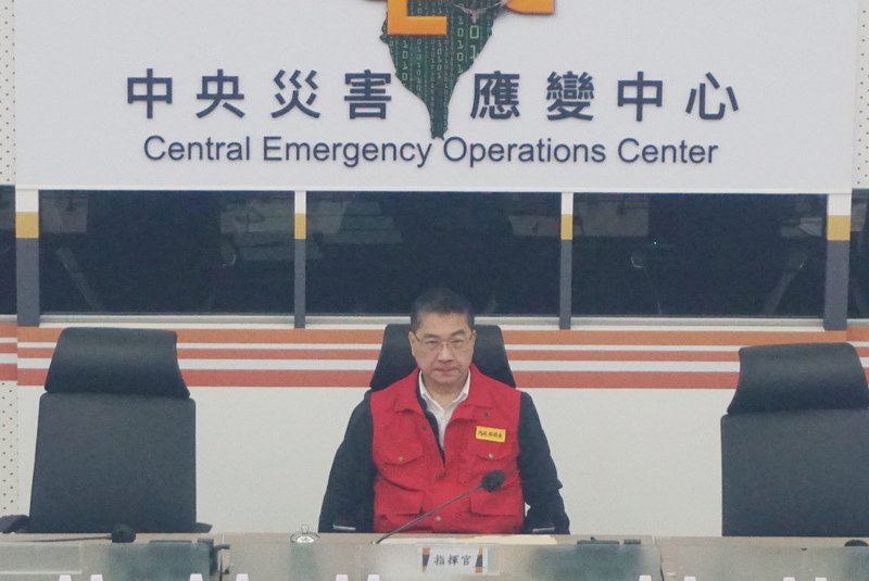 閃電暴風圈進入東南海面 災防中心：提高警覺 加強防颱