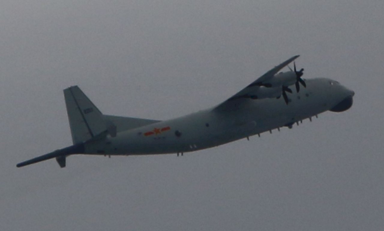 共軍1架運8反潛機侵犯防空識別區 戰機廣播驅離