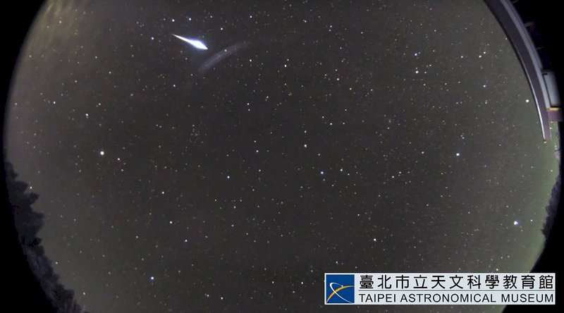 獅子座流星雨極大期今晚登場 最大量估每小時15顆