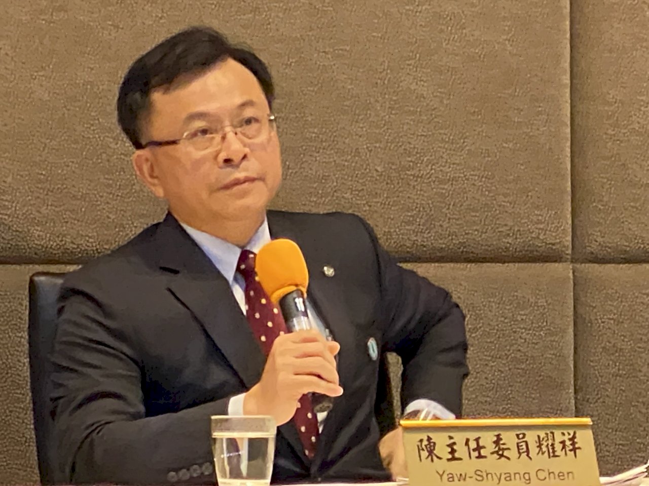 畫下中天新聞生死線 NCC主委陳耀祥：向歷史負責