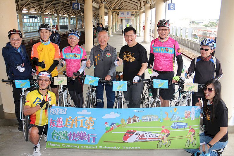 疫後推觀光 &nbsp;林佳龍：迎接2021自行車旅遊年