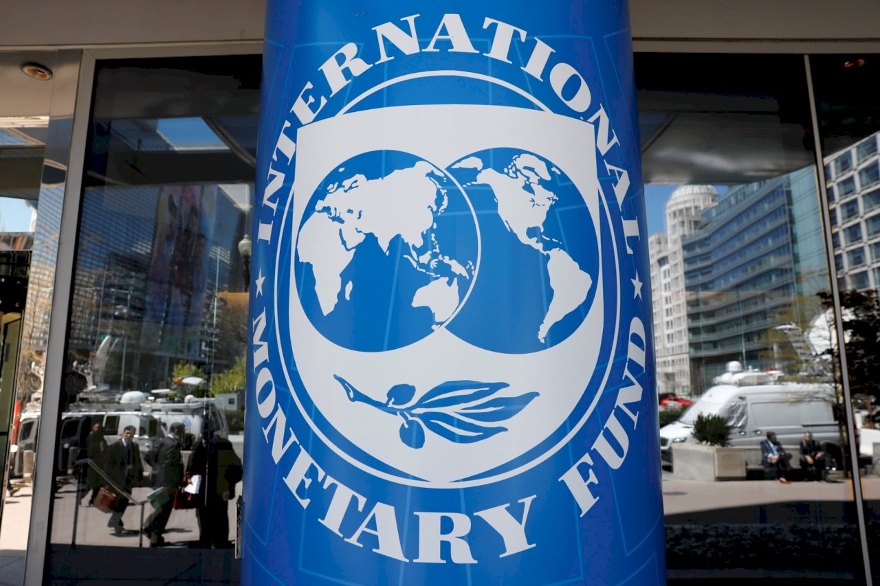 斯里蘭卡新總統上任 IMF稱已準備好討論紓困計畫