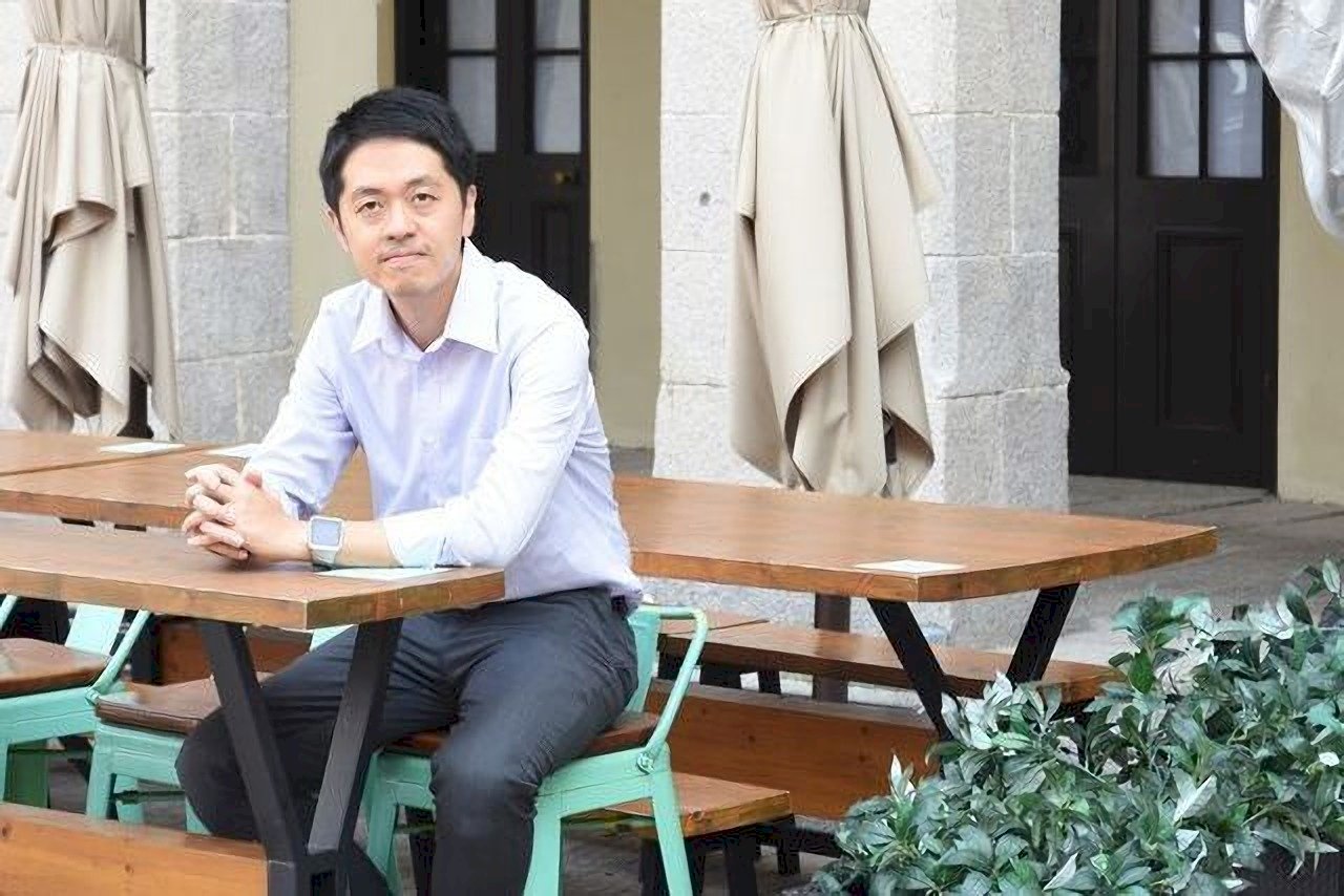 遭港法院判刑3年半 許智峯：嗤之以鼻