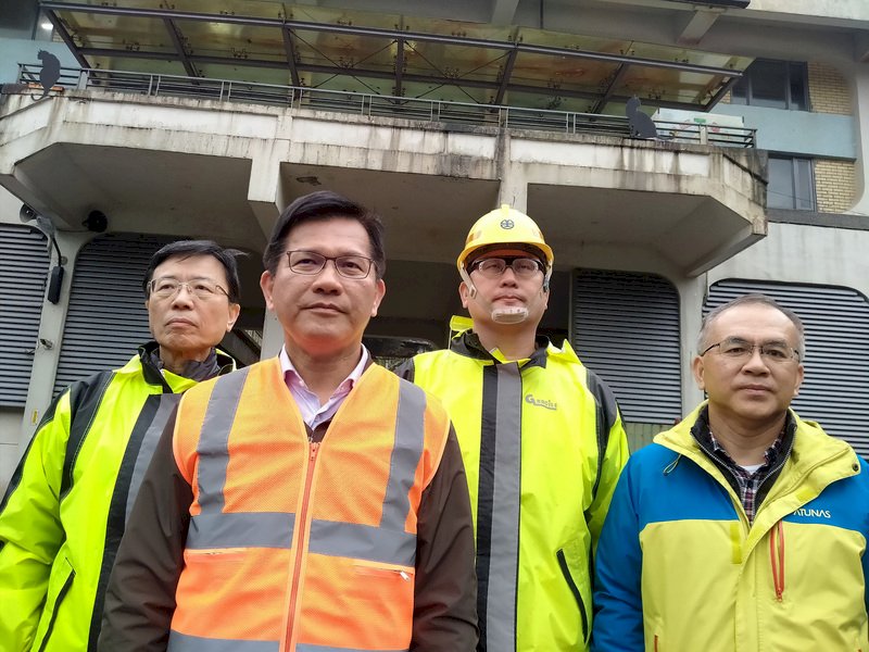 台鐵瑞芳猴硐  林佳龍：14日清晨5時復駛