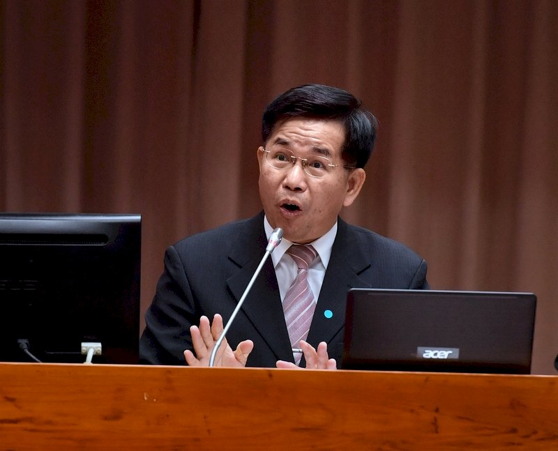 立委提案高教併入科技部 教長：影響廣需討論