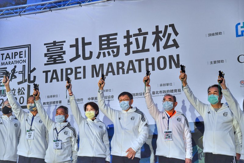 全球矚目！台北馬拉松2萬8千人飆速  肯亞選手奪冠破大會記錄