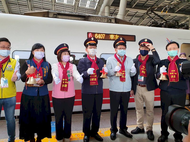 林佳龍屏東搖鈴 南迴鐵路電氣化最後一哩路通車