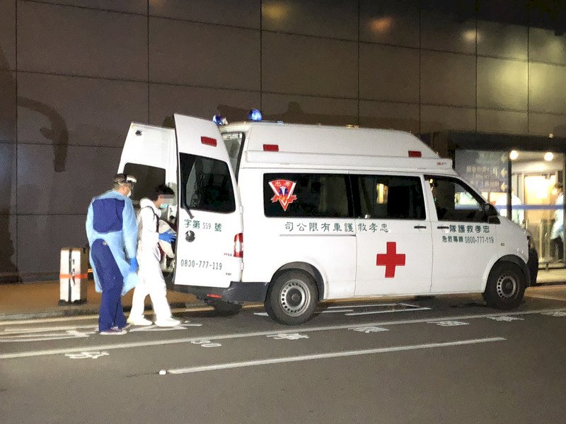 英國變種病毒侵台首例 英國返台班機發燒確診者中鏢