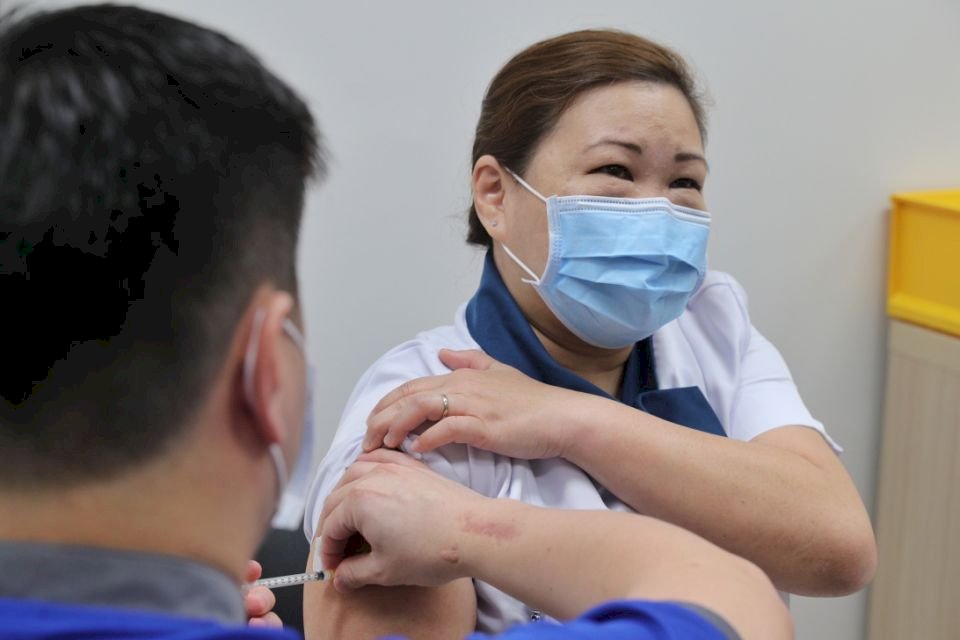 新加坡防疫搶時效 今起接種輝瑞疫苗