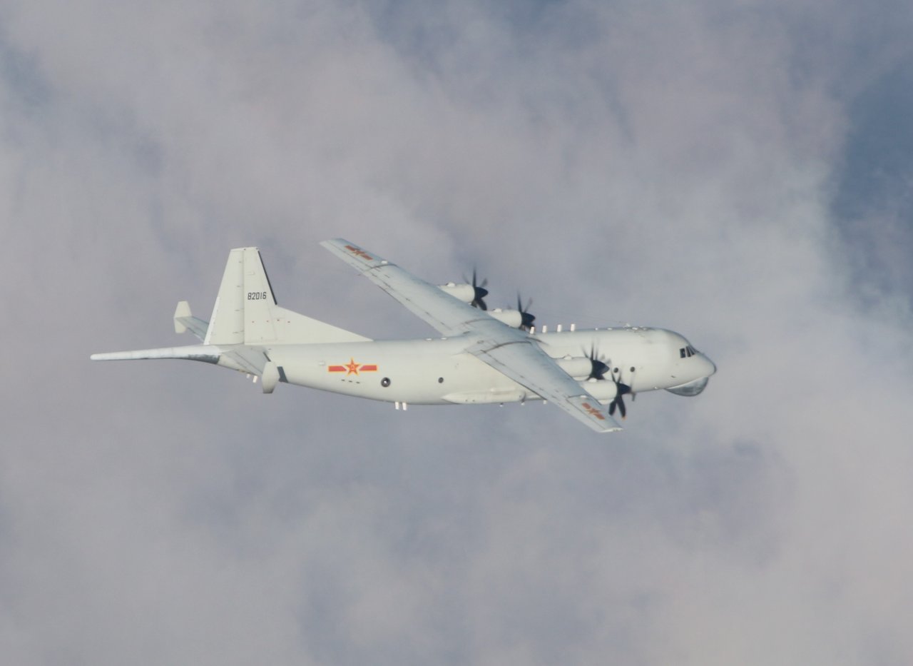 共軍1架運8反潛機擾台 空軍兵力應對