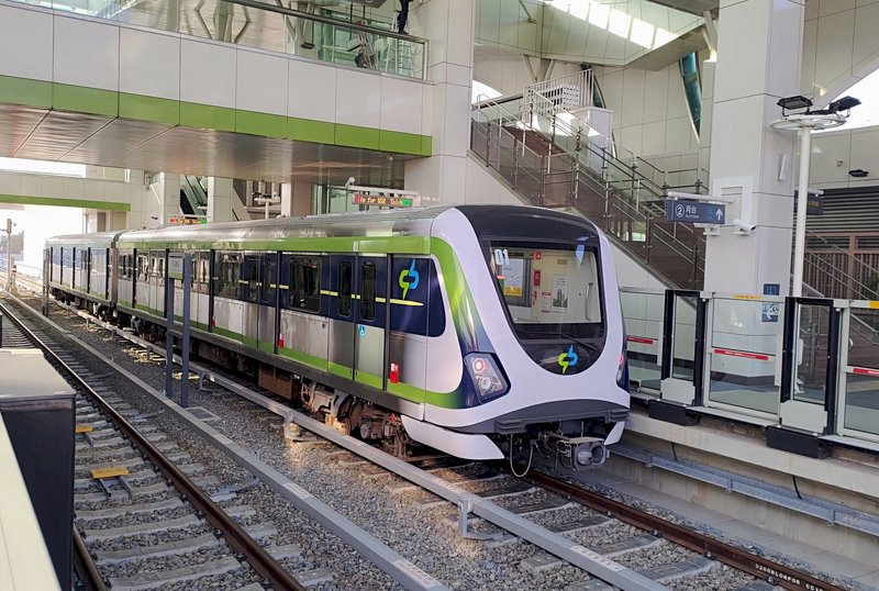 台中捷運列車完成新軸心安裝  4日試運轉300公里
