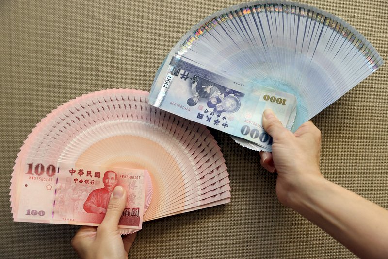 年節換新鈔得實名制！民眾看法兩極