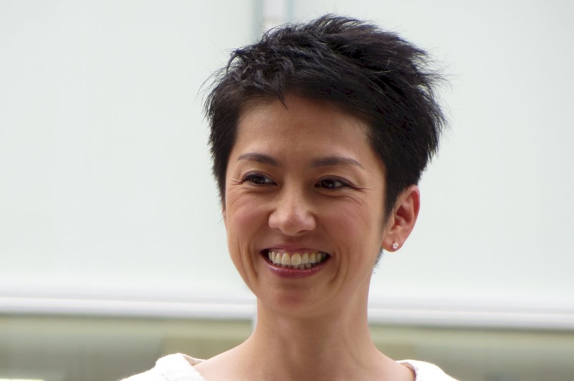 蓮舫質詢批防疫不力  菅義偉回嗆：妳是不是有點失禮呢？