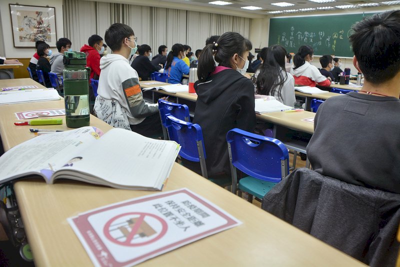 宜蘭補習班涉供管制藥  疑6學童服用