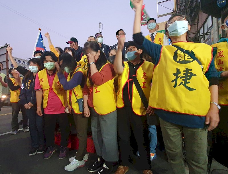 辛亥牛年國內政治趨勢