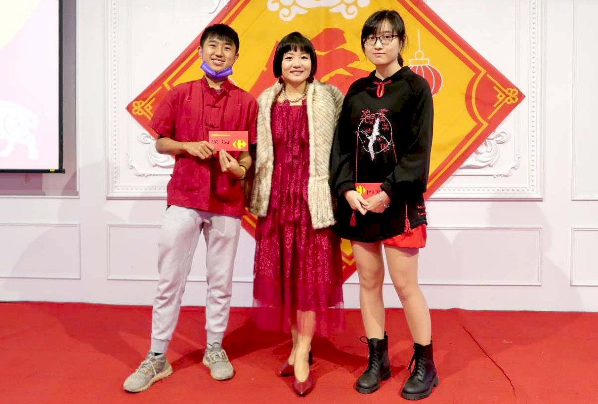 屏科大僑生春節聯歡 大馬生獲「雙紅」頭銜