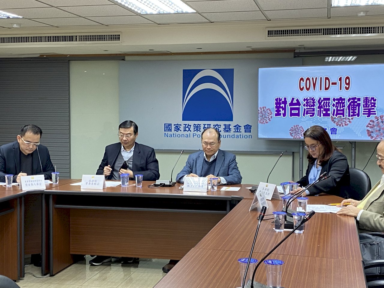 疫情衝擊經濟K型化！旅行業者盼盡速施打疫苗開放國境