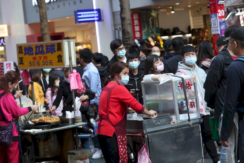 不想打疫苗嗎？外銀示警台灣觀光產業復甦恐牛步