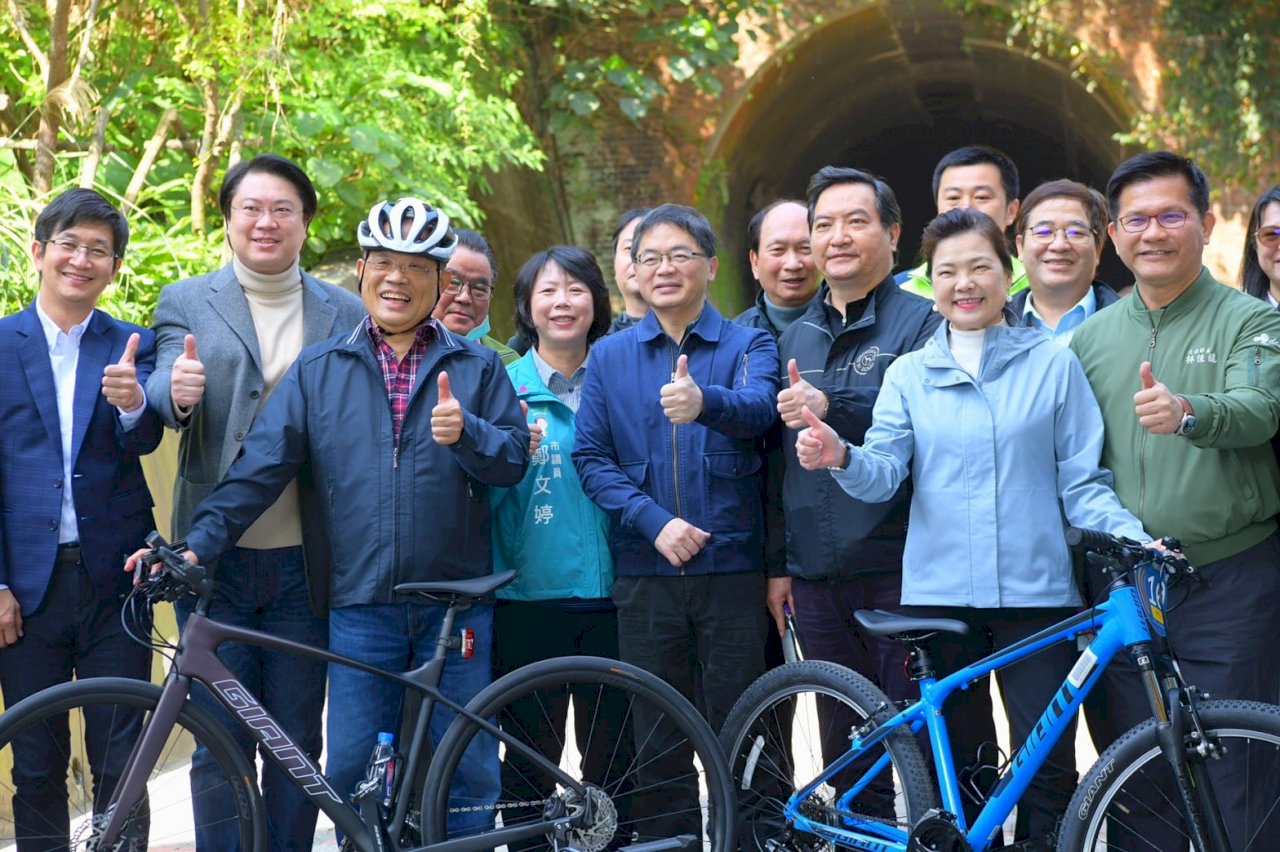 經長王美花證實收到白宮信函 台灣持續提供車用晶片協助