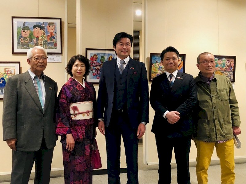 台灣學子畫作大阪展出 藝術促進台日交流