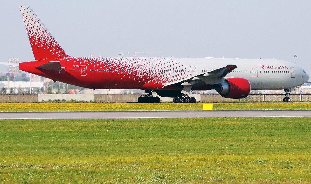 波音777飛機再傳引擎故障 緊急降落莫斯科