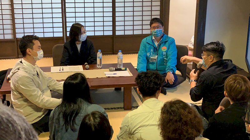 與客庄返鄉移居青年座談 總統：「人」才是地方創生成敗關鍵