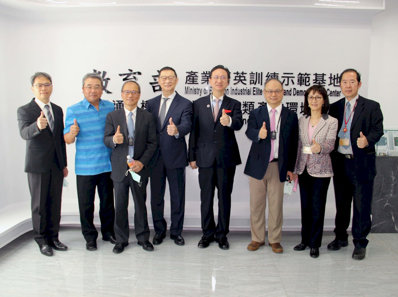 童振源與泰駐台代表參訪龍華科大 肯定培育僑外生及新南向成果
