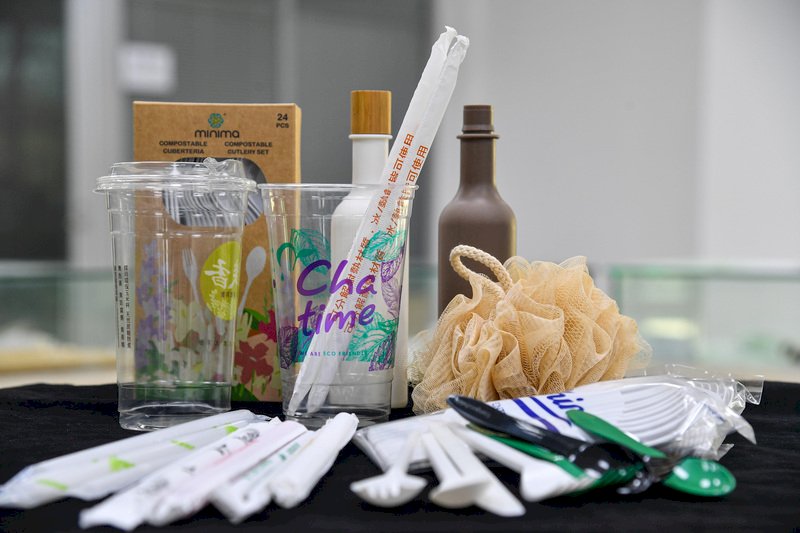 堅持做對的事-銘安科技的生物可分解塑料 連神明都愛用的松煙墨