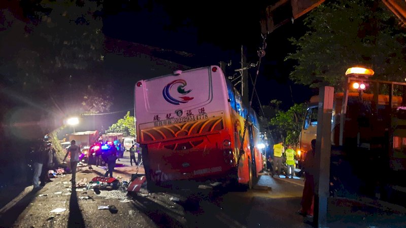 蘇花公路遊覽車撞山壁事故  再度勾起多件傷心往事