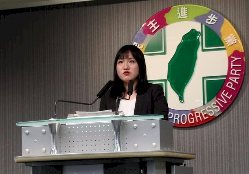 「18歲公民權」不應綁大選？ 民進黨批國民黨混淆公投和修憲複決