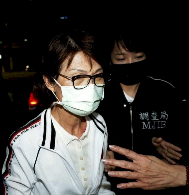 涉不實申報助理費 曾麗燕200萬交保、胞妹聲押