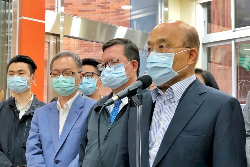 蘇貞昌：經指揮中心專家評量 原則22日施打疫苗