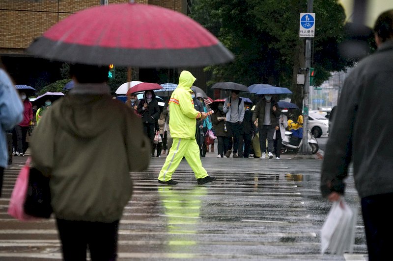 2波冷氣團接力報到  12月初北部下探10度